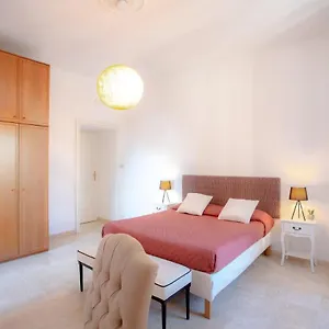 Appartamento Sui Generis Casa Per Vacanze, Roma